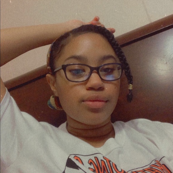 Meet your Posher, Raelyn - Picture 1 of 1